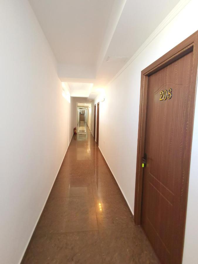 Hotel Dinastia 피테슈티 외부 사진